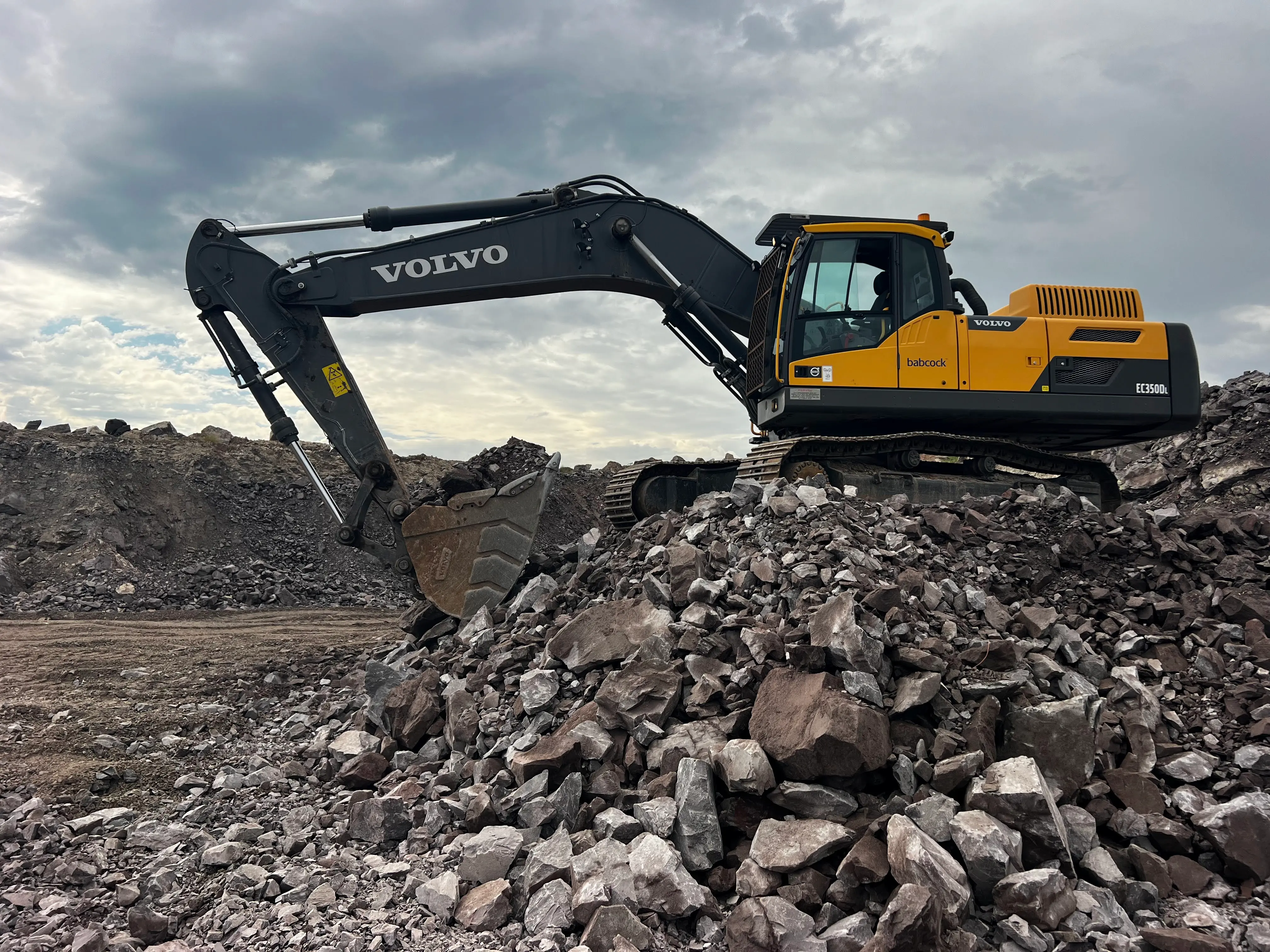 Ghanzi Brickfields quarry photo 5
